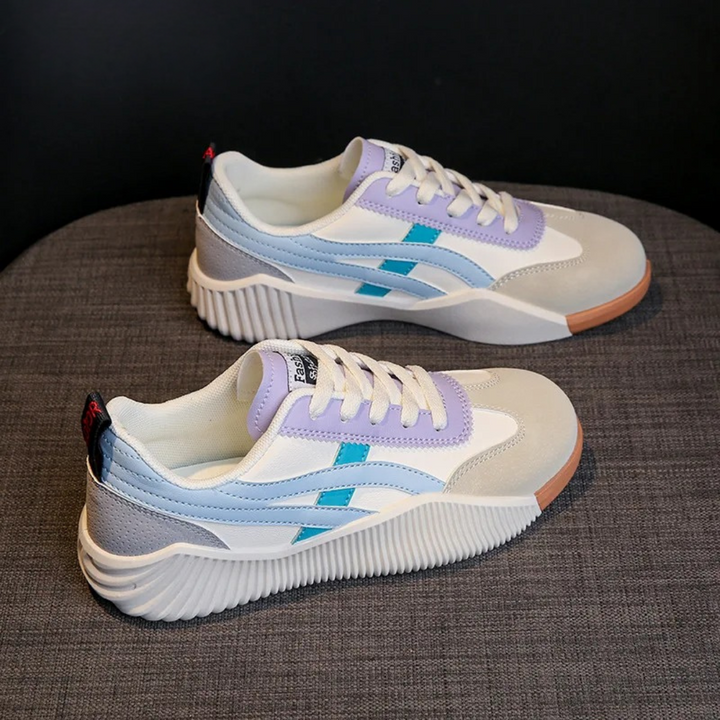 Cardi Sneakers