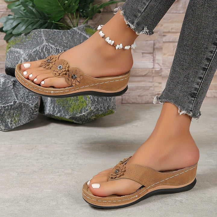 Alia Sandals