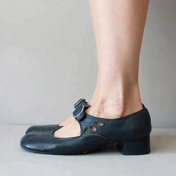 Daniella Sandals