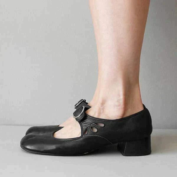 Daniella Sandals