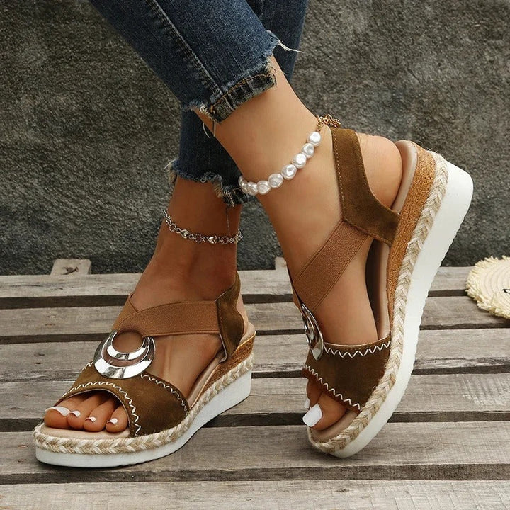 Praelia Sandals