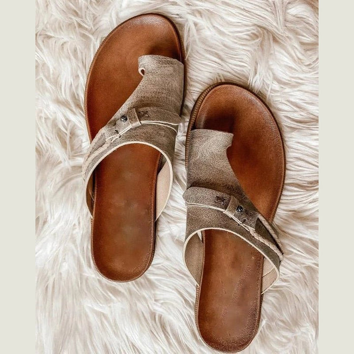 Serelith Sandals
