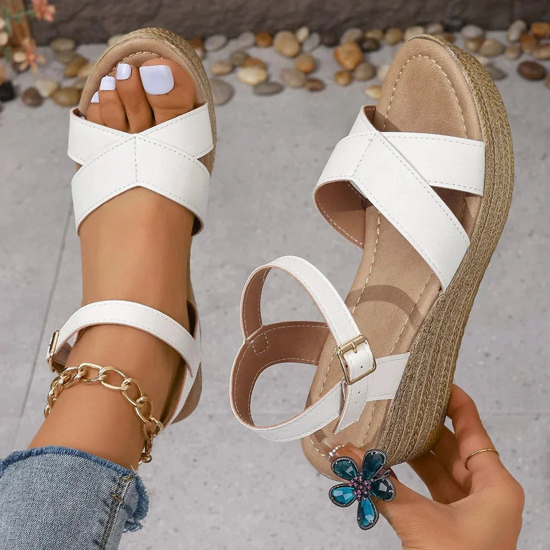 Fenira Sandals