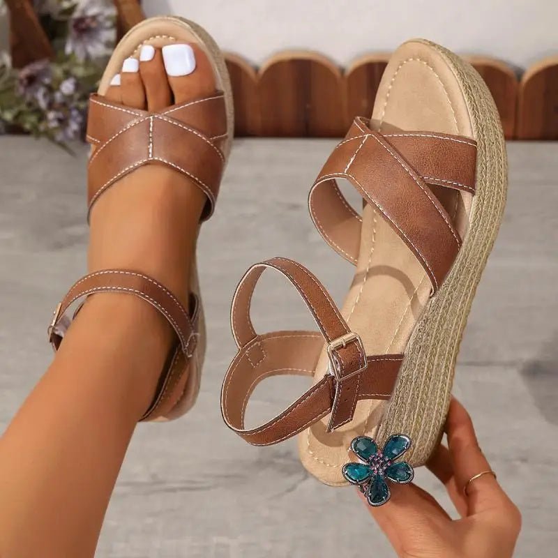 Fenira Sandals