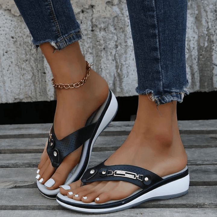 Evania Slippers
