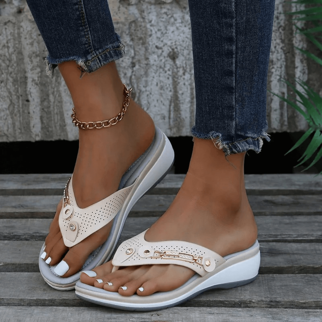 Evania Slippers