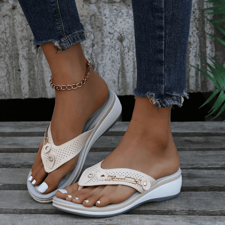 Evania Slippers