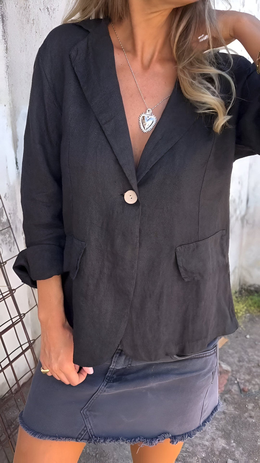 Ellie Blazer