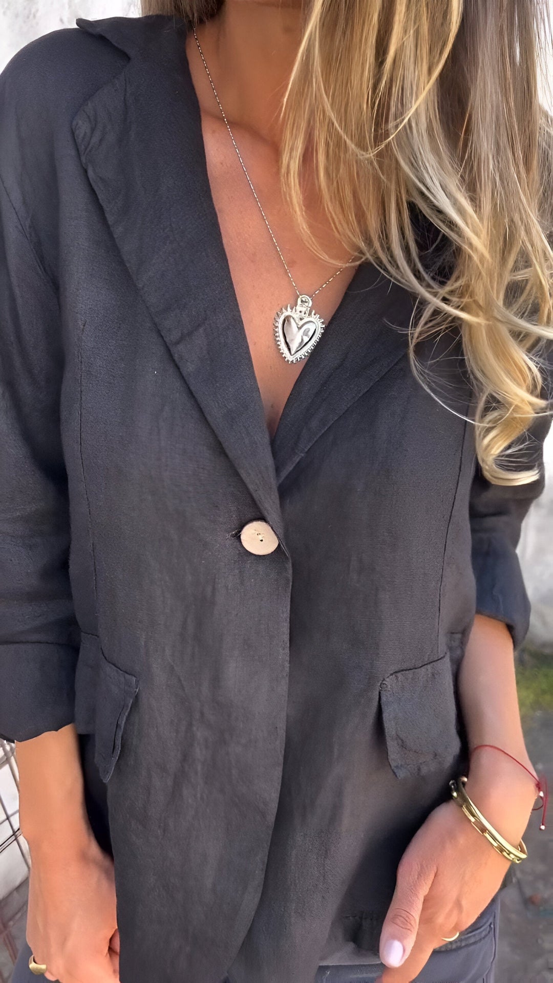 Ellie Blazer